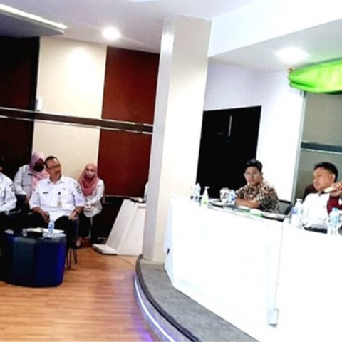 APEKSI-IUWASH Tangguh: Audience & Workshop in Pontianak