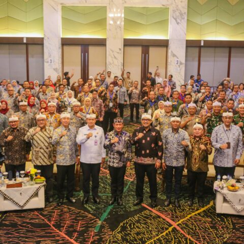 Addressing the Climate and Waste Crisis: 25 Mayors from APEKSI Regional Commissariat III Formulate Urban Resilience Strategies in Bogor